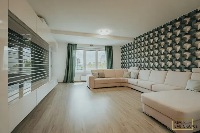 Pronájem bytu 3+kk, Brno - Královo Pole, Kosmova, 96 m2