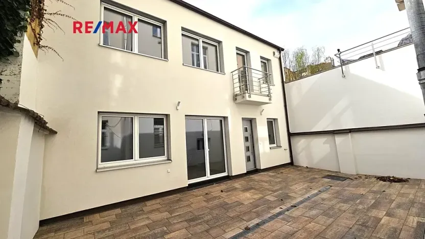 Pronájem bytu 3+kk, Praha - Nusle, Oldřichova, 94 m2