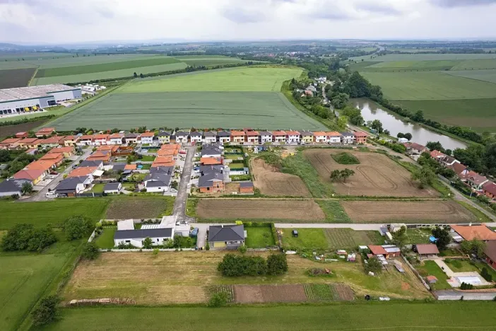 Prodej pozemku pro bydlení, Syrovice, 693 m2