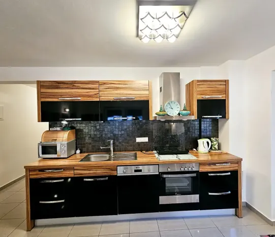 Prodej bytu 3+kk, Malinska, Chorvatsko, 52 m2