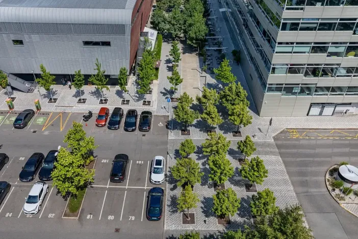 Pronájem kanceláře, Praha - Michle, Vyskočilova, 743 m2