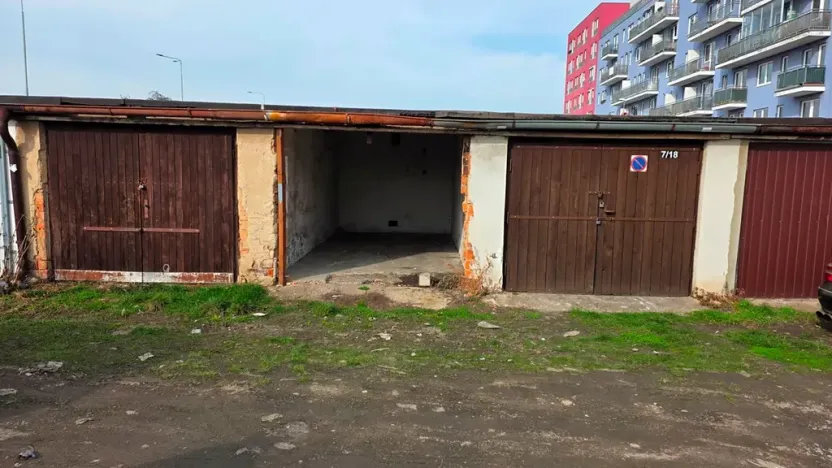 Prodej garáže, Praha - Michle, Novobohdalecká, 18 m2