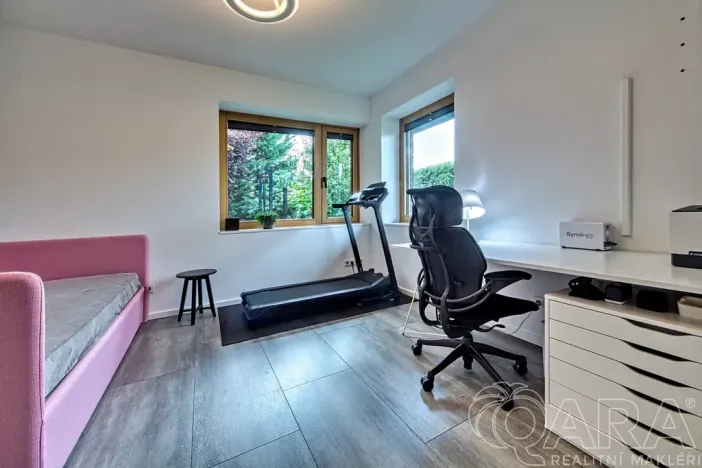 Prodej rodinného domu, Babice, Lomená, 293 m2