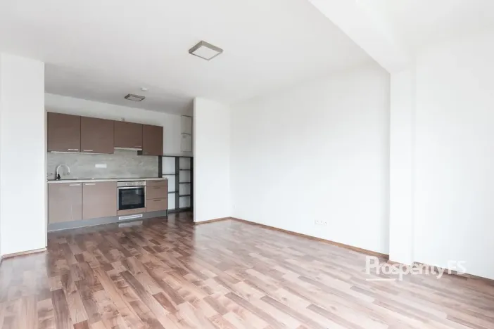 Pronájem bytu 2+kk, Brno - Dolní Heršpice, Vomáčkova, 37 m2