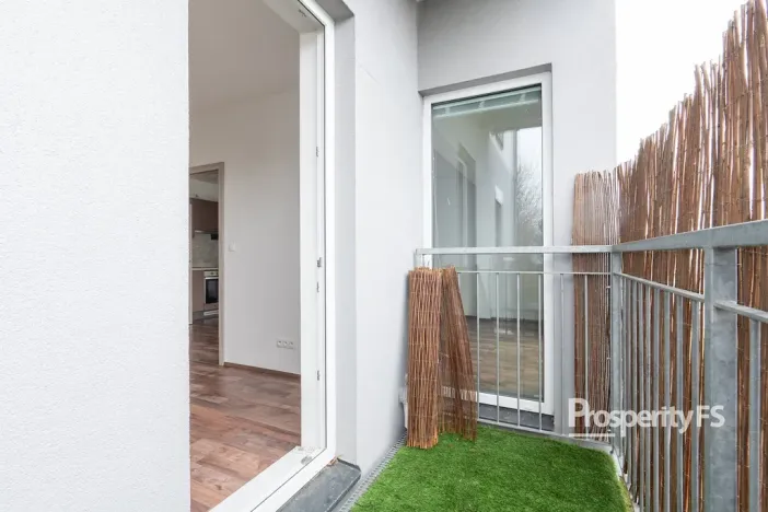 Pronájem bytu 2+kk, Brno - Dolní Heršpice, Vomáčkova, 37 m2