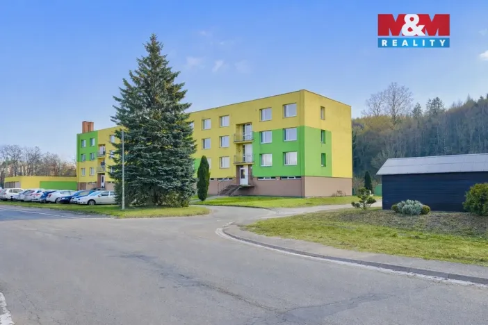 Prodej bytu 4+1, Záchlumí, 74 m2