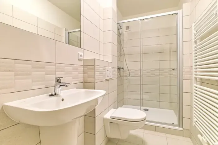 Pronájem kanceláře, Uherské Hradiště, Stojanova, 63 m2