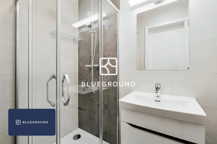 Pronájem bytu 1+kk, Praha - Bubeneč, Veletržní, 28 m2