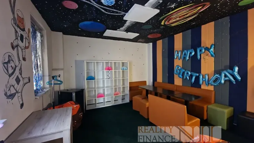 Pronájem skladu, Plzeň, 1074 m2