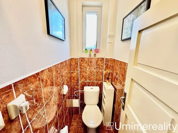 Prodej bytu 3+kk, Dvůr Králové nad Labem, nábřeží Benešovo, 76 m2