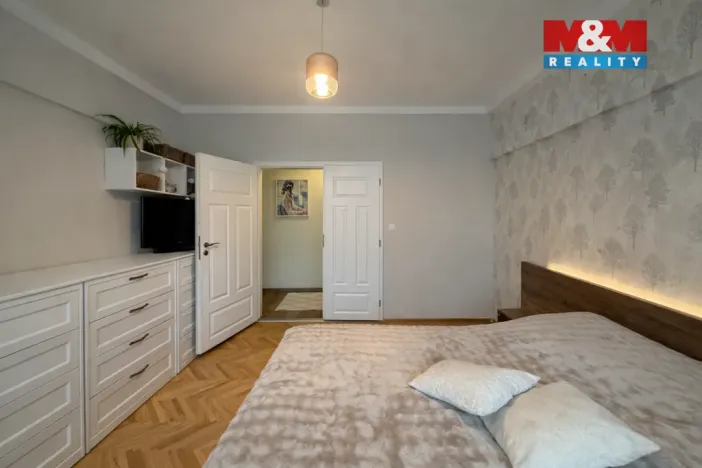 Prodej bytu 2+1, Ostrava - Poruba, Hlavní třída, 64 m2