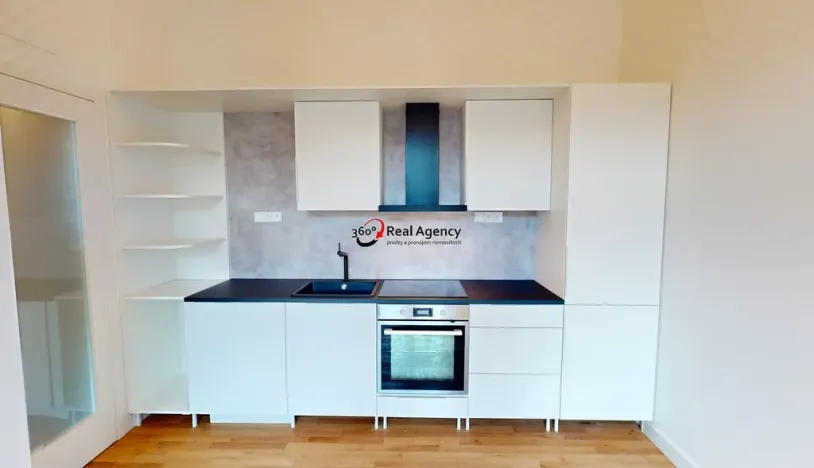 Pronájem bytu 2+kk, Praha - Nusle, Jaromírova, 52 m2