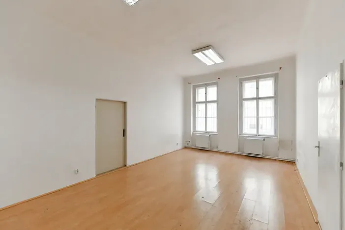 Prodej činžovního domu, Praha - Žižkov, Vlkova, 457 m2