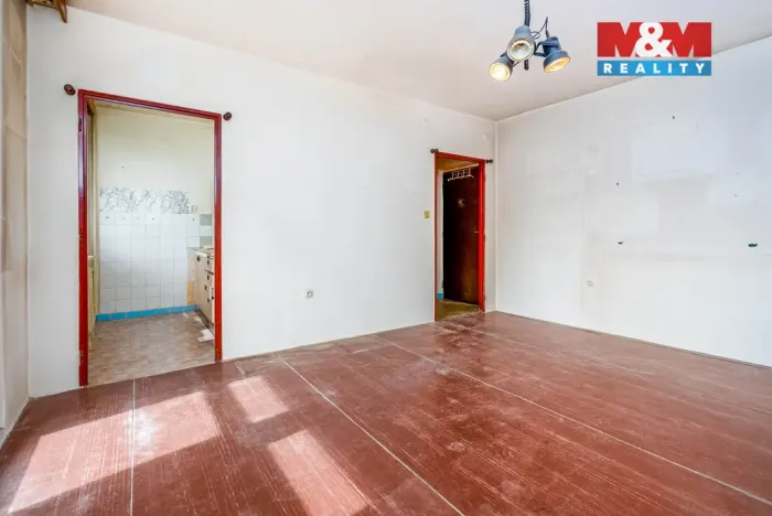 Prodej bytu 1+kk, Hradec Králové - Slezské Předměstí, Třebechovická, 35 m2