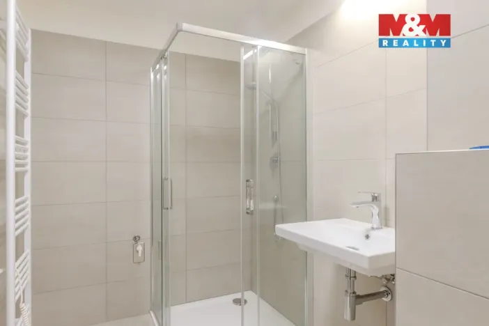 Prodej bytu 1+kk, Zlín, Nad Stráněmi, 34 m2