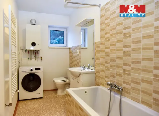 Pronájem bytu 2+1, Jestřebí, 58 m2