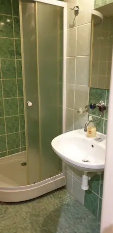 Pronájem bytu 1+kk, Novosedlice, Drahénská, 30 m2