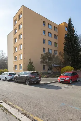 Prodej bytu 3+1, Praha - Kobylisy, Jelínkova, 63 m2
