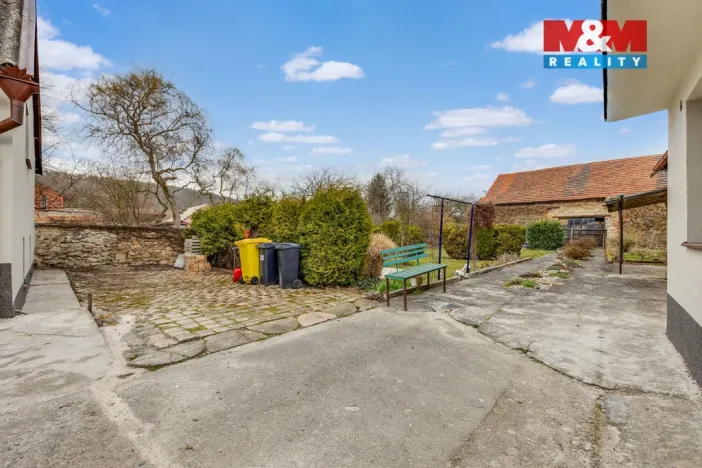 Prodej rodinného domu, Lochovice, 90 m2