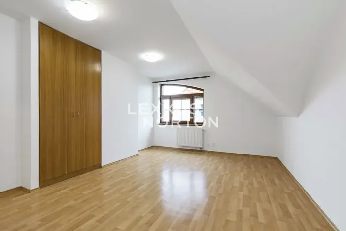 Pronájem vily, Praha - Nebušice, Druhého odboje, 384 m2