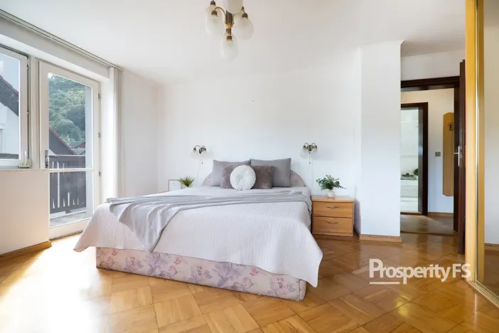 Prodej rodinného domu, Ústí nad Labem - Vaňov, Kruhová, 319 m2