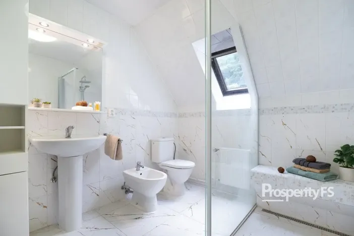 Prodej rodinného domu, Ústí nad Labem - Vaňov, Kruhová, 319 m2