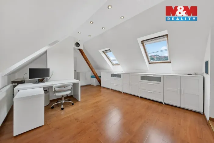 Prodej rodinného domu, Brno - Kníničky, Ondrova, 320 m2