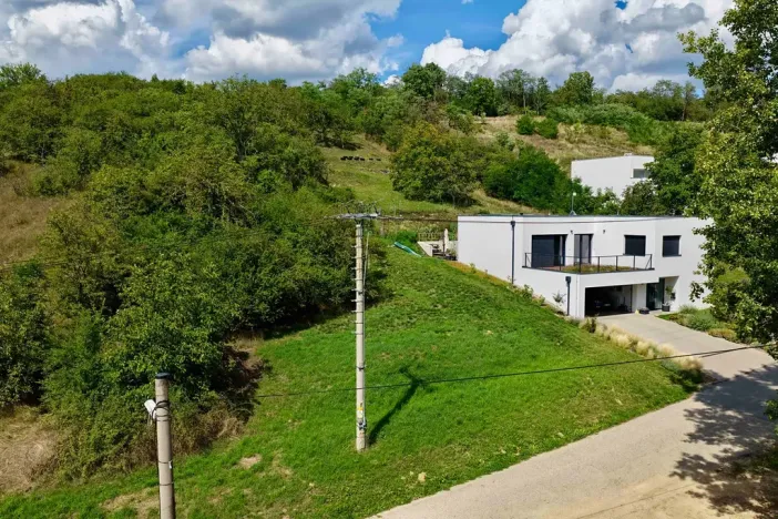 Prodej pozemku pro bydlení, Velatice, 2057 m2