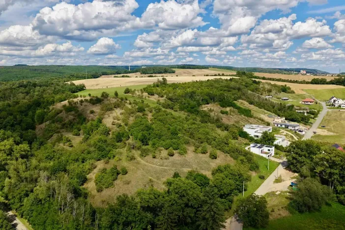 Prodej pozemku pro bydlení, Velatice, 2057 m2