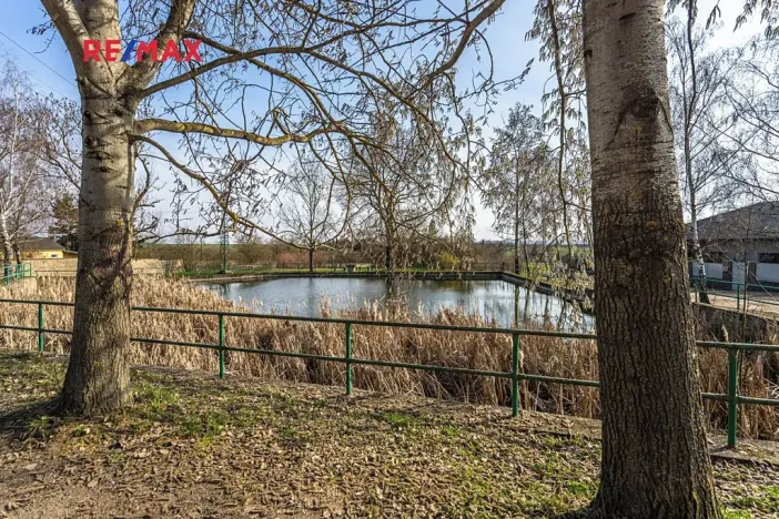 Pronájem bytu 2+kk, Dobříč, 80 m2