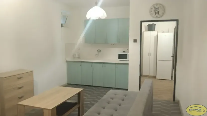 Pronájem bytu 1+kk, Hulín, Višňovce, 33 m2