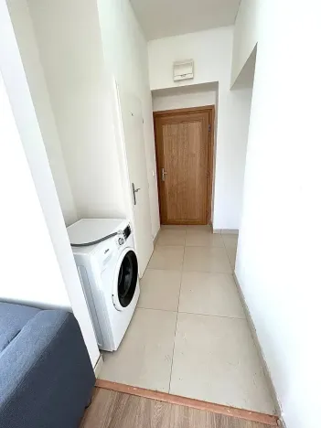 Pronájem bytu 1+kk, Praha - Zličín, Strojírenská, 32 m2