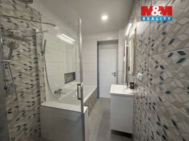 Pronájem bytu 2+1, Jaroměř - Pražské Předměstí, Královédvorská, 59 m2