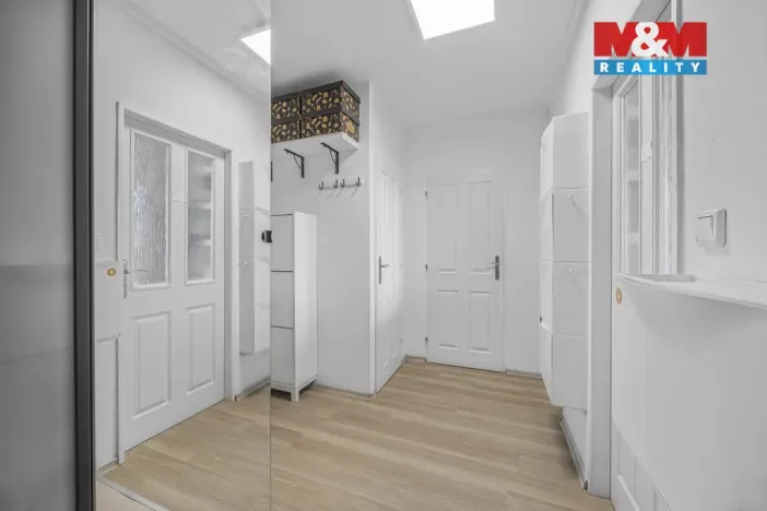 Prodej bytu 3+1, Praha - Chodov, Donovalská, 73 m2