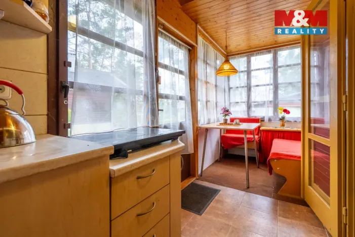 Prodej chaty, Jesenice, U Velkého rybníka, 27 m2