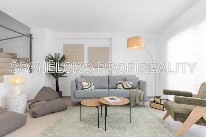 Prodej rodinného domu, Alicante, Španělsko, 207 m2