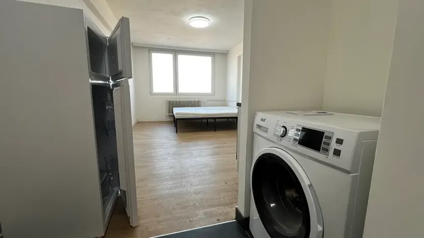 Pronájem bytu 1+kk, Praha - Radotín, Vrážská, 25 m2