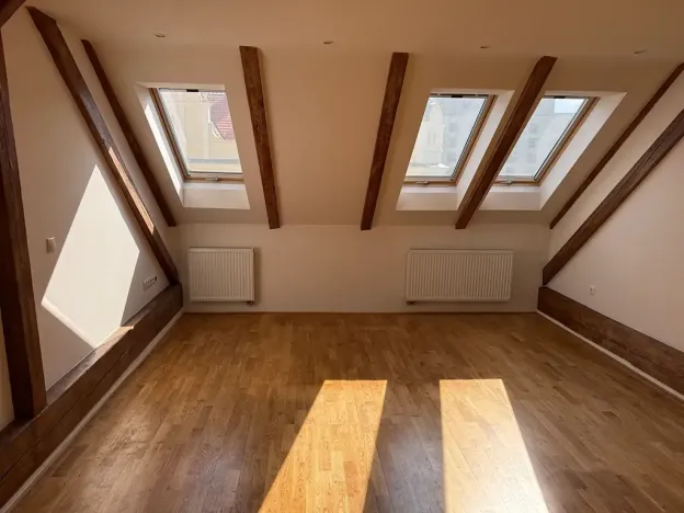 Pronájem bytu 2+kk, Praha - Holešovice, Dukelských hrdinů, 43 m2