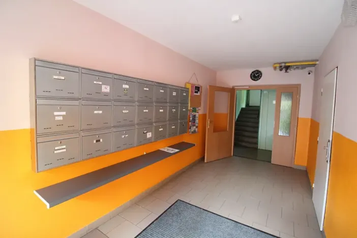 Pronájem bytu 2+1, Karlovy Vary, Krymská, 54 m2