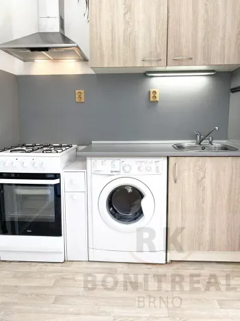 Pronájem bytu 1+1, Brno, Eimova, 38 m2