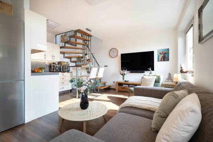 Prodej bytu 3+kk, Hradec Králové - Kukleny, Pražská třída, 68 m2