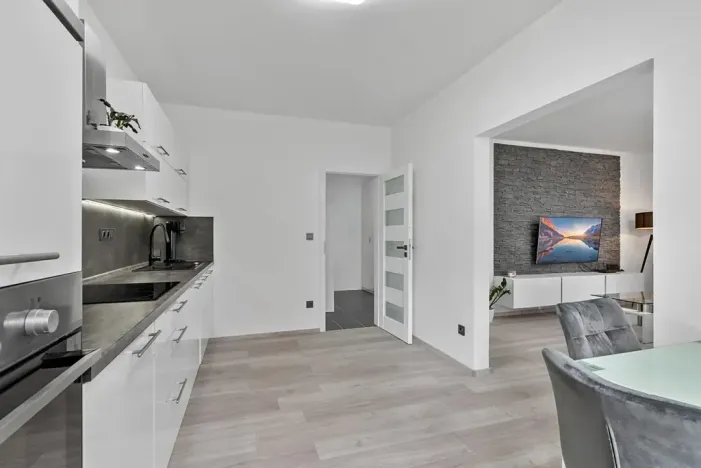 Prodej bytu 2+1, Liberec, Křížová, 62 m2