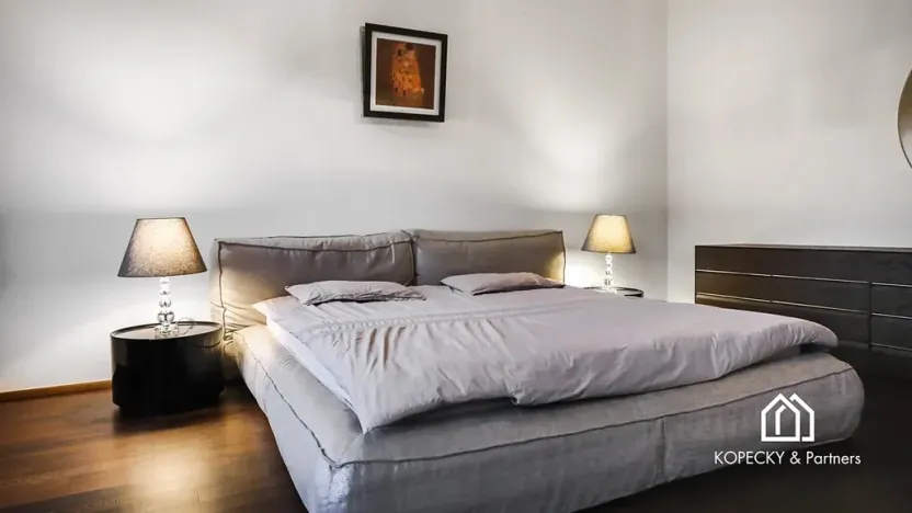 Prodej atypického bytu, Praha - Smíchov, Křížová, 428 m2