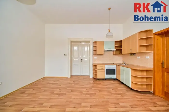 Pronájem bytu 2+kk, Český Brod, nám. Arnošta z Pardubic, 49 m2