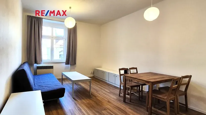 Pronájem bytu 2+kk, Praha - Nusle, Mikuláše z Husi, 44 m2