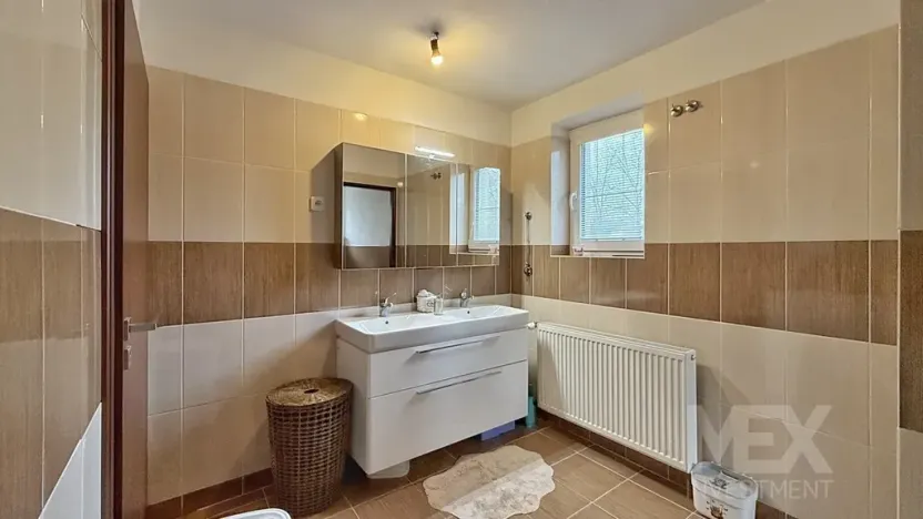 Prodej rodinného domu, České Libchavy, 200 m2