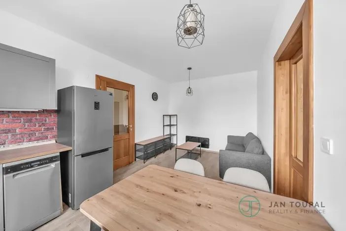 Pronájem bytu 2+kk, Hradec Králové, Pražská třída, 53 m2