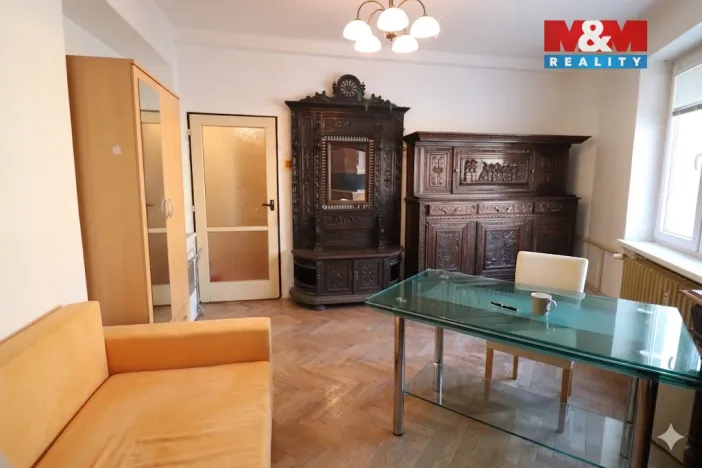 Prodej bytu 2+1, Karlovy Vary, nábřeží Jana Palacha, 63 m2