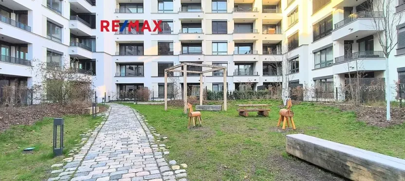 Pronájem bytu 2+kk, Praha - Nusle, Závišova, 46 m2