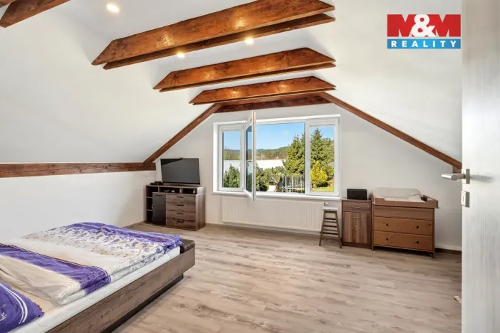 Prodej rodinného domu, Rynoltice, 224 m2